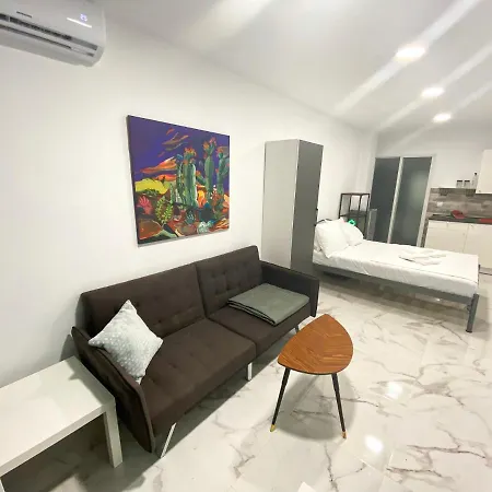 Nirvana Comfort 2 Apartment Thessaloniki